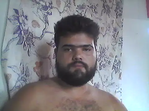 Snapshot of sven1ciu chatting on June 26, 5:39 pm sven1ciu online show from June 26, 5:39 pm