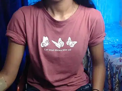 Snapshot of Angel_kiyara chatting on June 19, 7:45 am Angel kiyara online show from June 19, 7:45 am