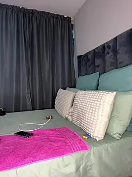 Snapshot of Kinkyy_ chatting on May 8, 4:51 am Kinkyy online show from May 8, 4:51 am
