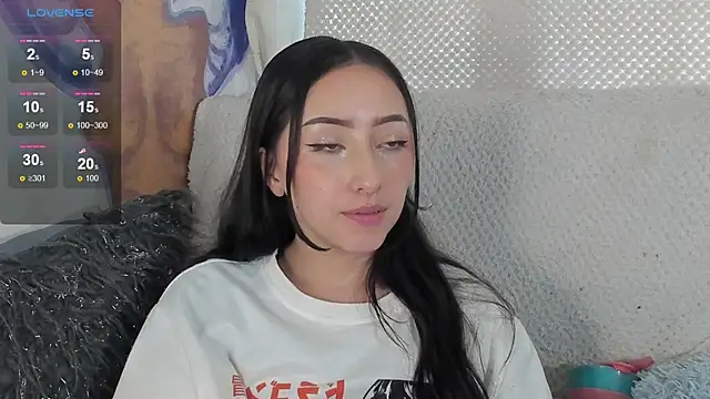 Snapshot of v1cky_ chatting on December 11, 9:45 pm v1cky  online show from December 11, 9:45 pm