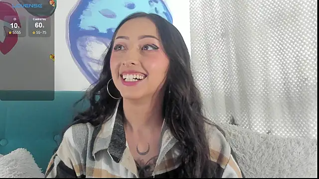 Snapshot of v1cky_ chatting on February 6, 9:28 pm v1cky  online show from February 6, 9:28 pm