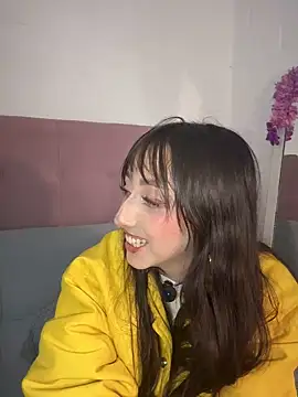 v1cky  online show from May 15, 1:23 am