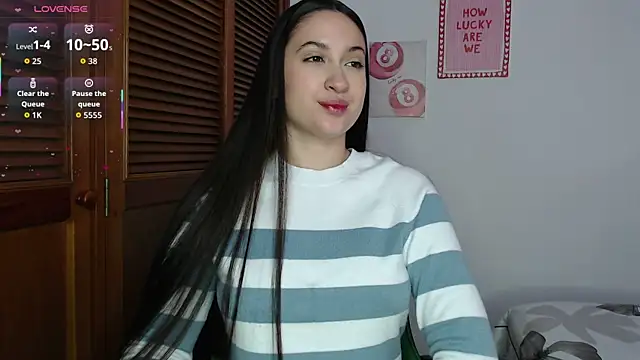 Snapshot of sofiaduque_26 chatting on April 18, 1:37 pm sofiaduque 26 online show from April 18, 1:37 pm