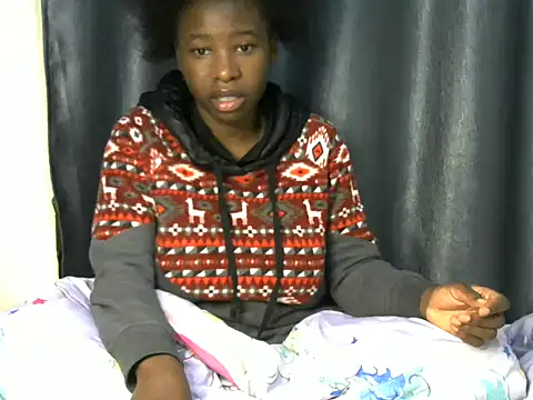 Snapshot of Novah_ chatting on June 23, 1:03 am Novah online show from June 23, 1:03 am