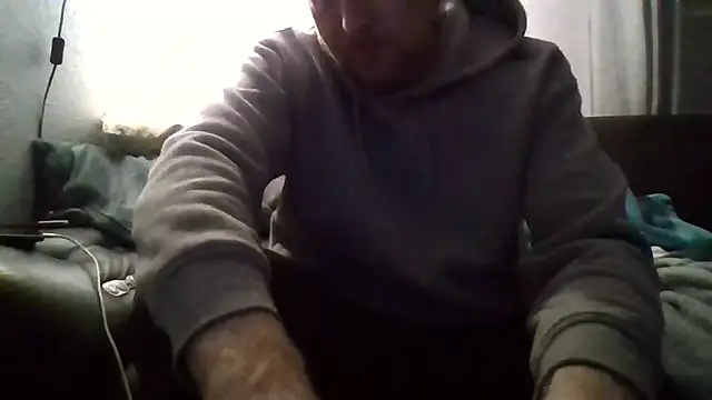 Snapshot of Au_plaisir_des_femmes chatting on November 13, 11:25 pm Au plaisir des femmes online show from November 13, 11:25 pm