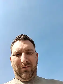 Snapshot of Au_plaisir_des_femmes chatting on March 8, 1:59 pm Au plaisir des femmes online show from March 8, 1:59 pm