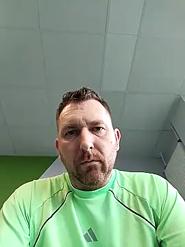 Snapshot of Au_plaisir_des_femmes chatting on March 24, 4:23 pm Au plaisir des femmes online show from March 24, 4:23 pm