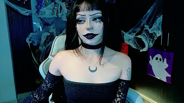 Madison Jackson online show from October 29, 9:27 pm