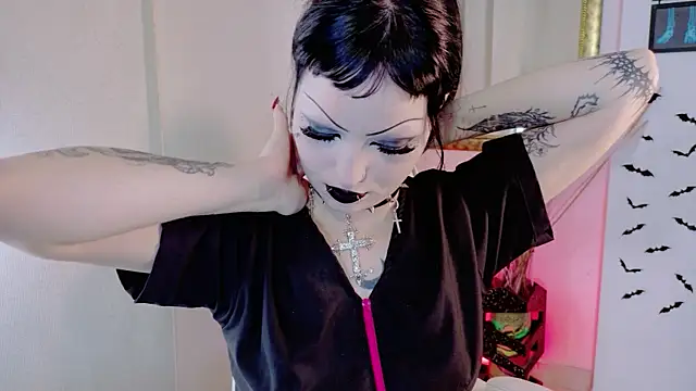 Snapshot of Madison_Jackson chatting on April 23, 8:00 pm Madison Jackson online show from April 23, 8:00 pm
