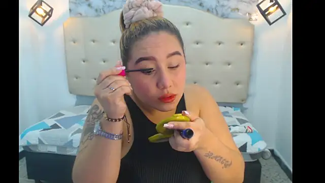 Kathiasaints online show from March 14, 9:31 pm