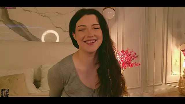 Miley Smile online show from October 5, 5:39 am