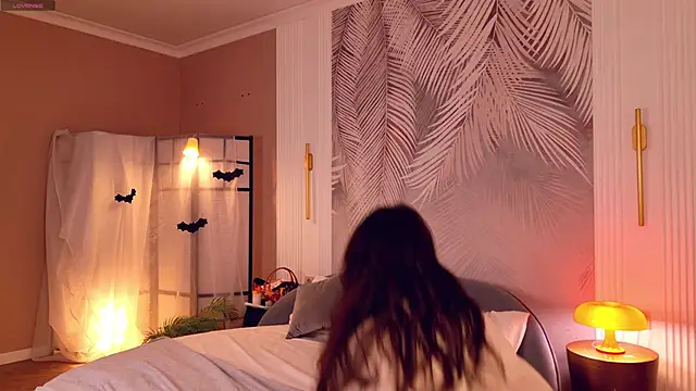 Miley Smile online show from November 1, 5:09 am