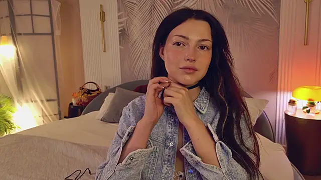 Miley Smile online show from November 19, 5:18 am