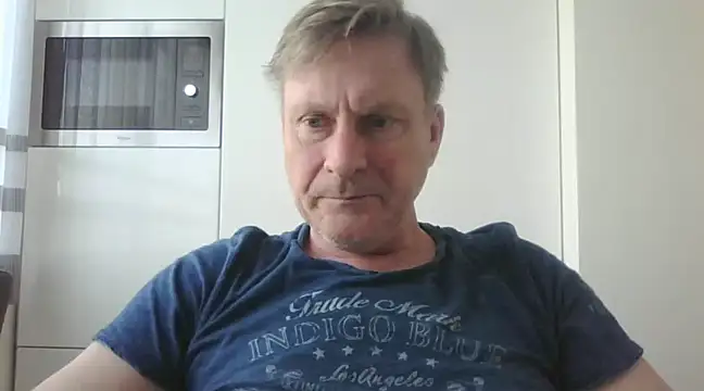 johnnym1 online show from January 27, 9:55 am