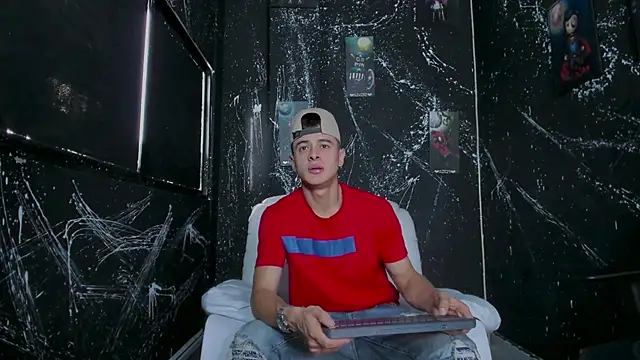 Snapshot of JuniorMorris_ chatting on September 16, 8:54 pm JuniorMorris  online show from September 16, 8:54 pm