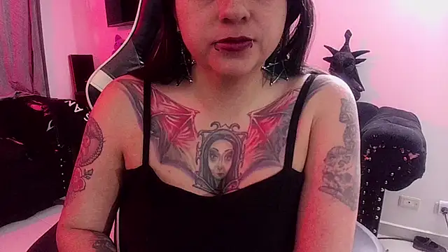 Snapshot of Acid666_alice chatting on April 24, 2:47 am Acid666 alice online show from April 24, 2:47 am
