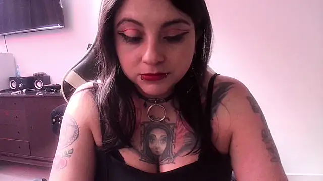 Snapshot of Acid666_alice chatting on April 30, 1:39 pm Acid666 alice online show from April 30, 1:39 pm