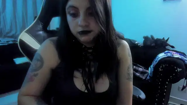 Snapshot of Acid666_alice chatting on May 4, 3:02 am Acid666 alice online show from May 4, 3:02 am