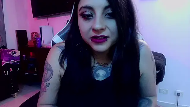 Snapshot of Acid666_alice chatting on May 14, 1:56 am Acid666 alice online show from May 14, 1:56 am