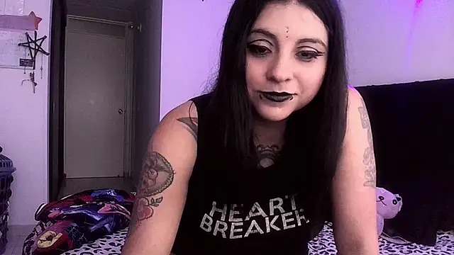 Snapshot of Acid666_alice chatting on May 27, 2:25 pm Acid666 alice online show from May 27, 2:25 pm