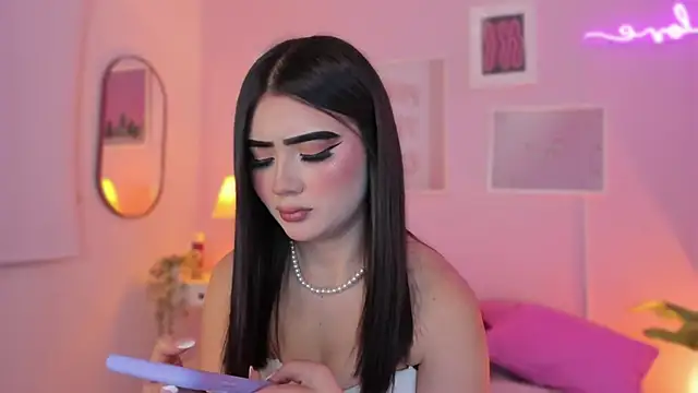 little-natt online show from December 13, 12:31 am