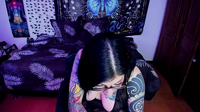 alice 666f online show from June 19, 2:43 pm