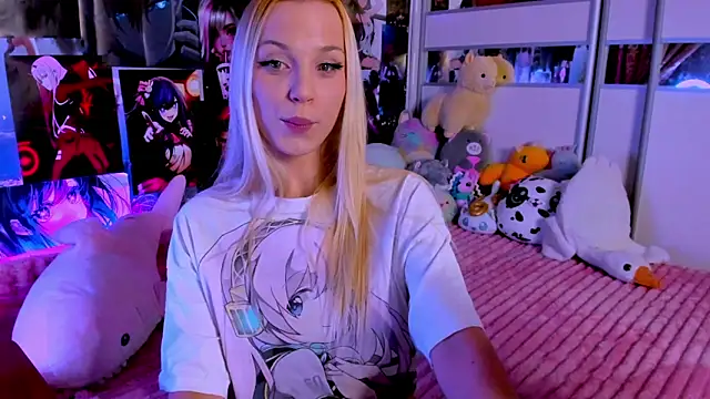 Snapshot of Cute__Pony chatting on December 15, 9:31 pm Cute Pony online show from December 15, 9:31 pm