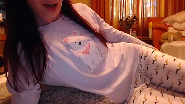 Snapshot of LovelyAndraGirl chatting on May 17, 12:01 pm LovelyAndraGirl online show from May 17, 12:01 pm