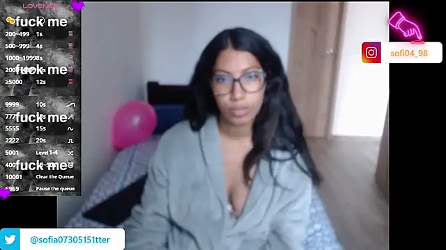 Snapshot of sofia_rosse4 chatting on February 26, 3:52 pm sofia rosse4 online show from February 26, 3:52 pm