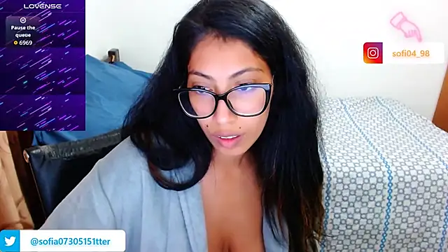 Snapshot of sofia_rosse4 chatting on September 12, 11:04 pm sofia rosse4 online show from September 12, 11:04 pm