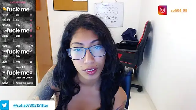 Snapshot of sofia_rosse4 chatting on June 25, 11:42 pm sofia rosse4 online show from June 25, 11:42 pm