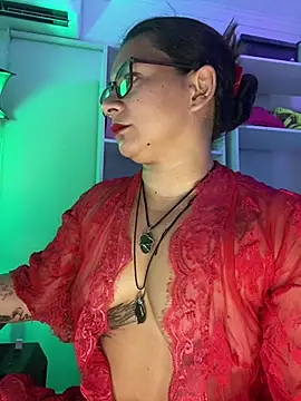 Snapshot of Amarantha_666 chatting on May 11, 9:23 pm Amarantha 666 online show from May 11, 9:23 pm