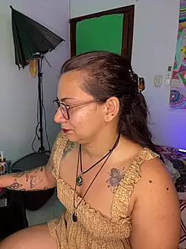 Snapshot of Amarantha_666 chatting on June 10, 10:30 pm Amarantha 666 online show from June 10, 10:30 pm