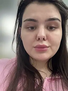 Snapshot of NikaMur chatting on February 13, 1:26 pm NikaMur online show from February 13, 1:26 pm