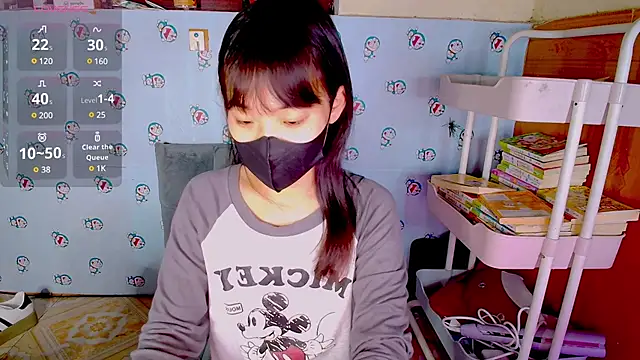   Saphia   online show from March 3, 3:20 pm