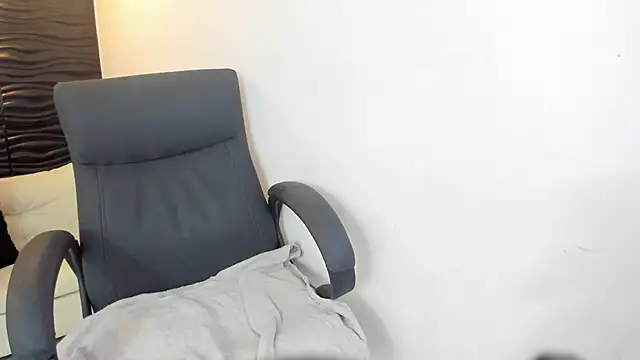 sofia 44 online show from March 21, 1:58 pm