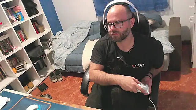 ravingr4d4 online show from March 15, 12:49 am