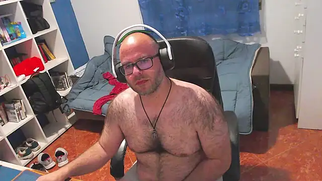 Snapshot of ravingr4d4 chatting on May 1, 10:58 pm ravingr4d4 online show from May 1, 10:58 pm