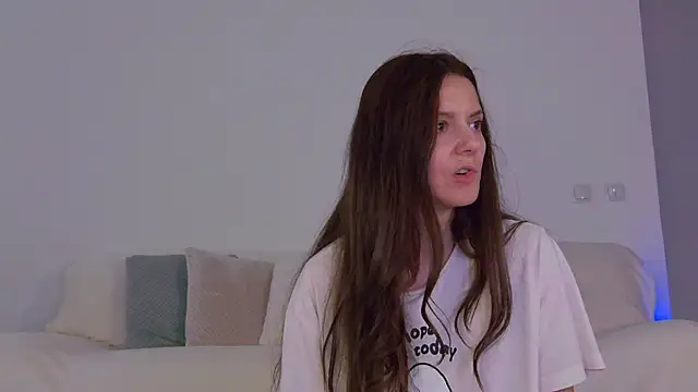 Snapshot of LilyRoselyn chatting on September 29, 5:34 am LilyRoselyn online show from September 29, 5:34 am