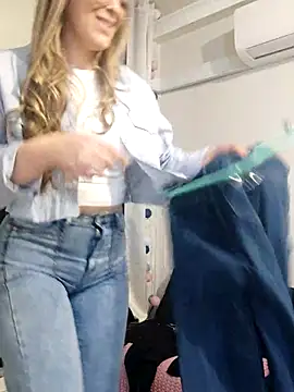 Daniela77771 online show from September 14, 1:27 am