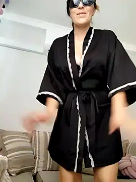 Daniela77771 online show from April 11, 3:49 pm