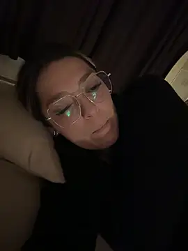 Daniela77771 online show from April 13, 8:58 pm