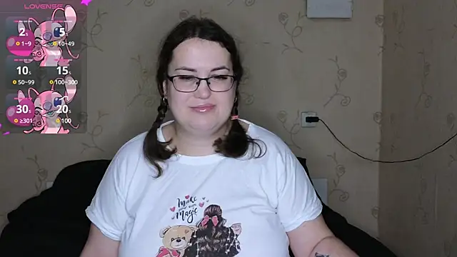 Snapshot of VladaCandy chatting on January 13, 8:37 pm VladaCandy online show from January 13, 8:37 pm