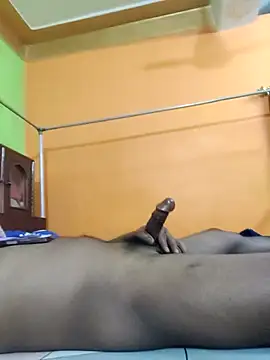 Snapshot of Graj648@xh chatting on December 22, 9:01 pm Graj648xh online show from December 22, 9:01 pm