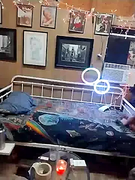 AlphaAlluring69 online show from December 30, 9:27 am