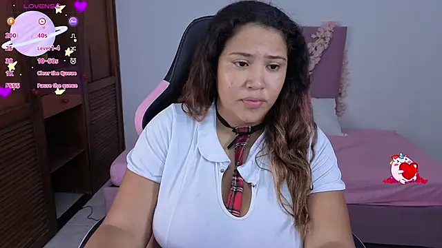 Snapshot of I_am_yours- chatting on July 22, 1:25 pm I am yours- online show from July 22, 1:25 pm
