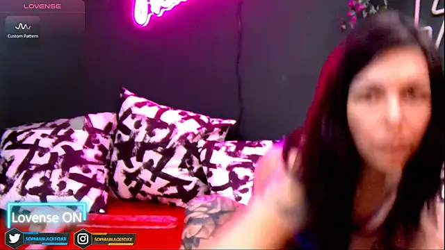 SophiaBlackfoxx online show from January 9, 11:47 am