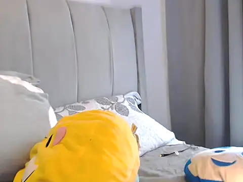 Snapshot of Sexyclark_ chatting on April 12, 12:32 pm Sexyclark online show from April 12, 12:32 pm