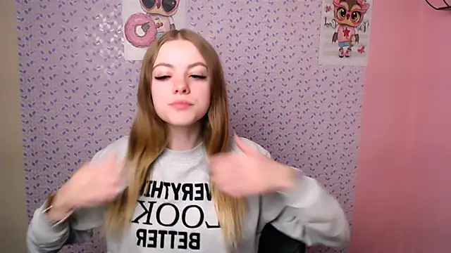 AliceFlirtt  online show from January 8, 8:06 am