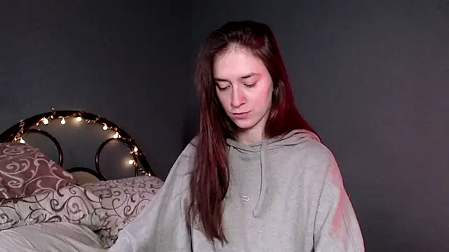 wow  kelly online show from April 8, 2:17 pm